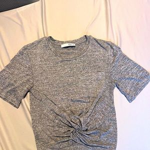 Aritzia cropped gray t shirt with twist front